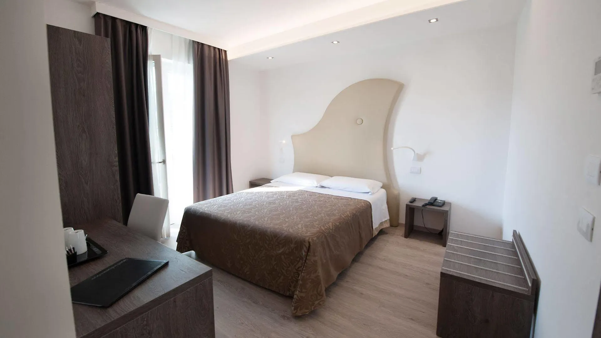 Hotel Italia Garda