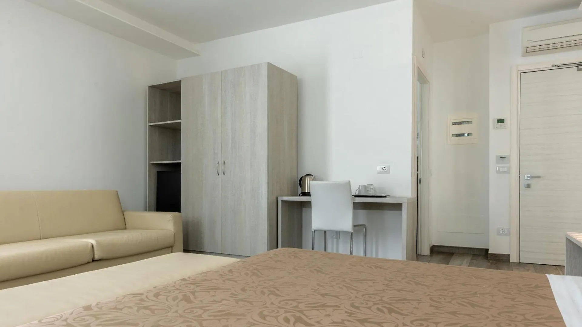 Hotel Italia Garda