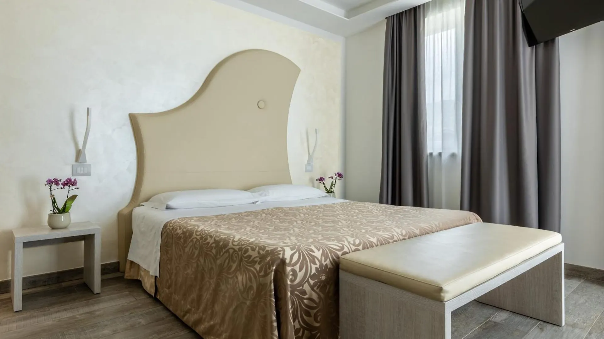****  Hotel Italia Garda  İtalya